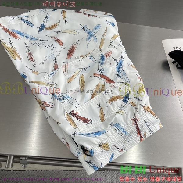 ���� ������ x Quentin �ݹ��� 34BU2672518-3