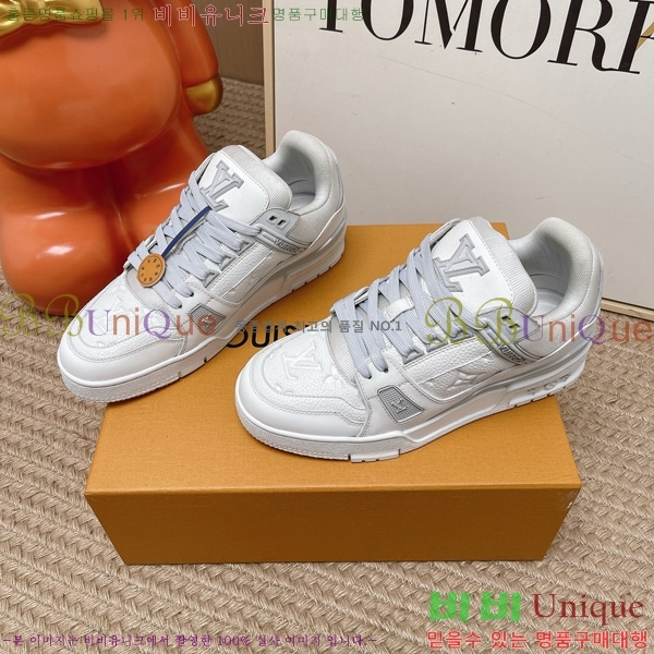 �������� ���̺��� Ʈ���̳� ����Ŀ�� LT2600691-6