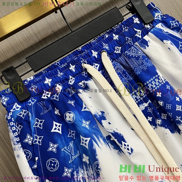 ���� ���̺��� �����Ϸ� ���� �ݹ��� �¾� 39LT267412-9