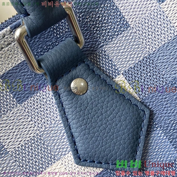 #����*�� ���ǵ� 30 �ݵѸ��� M28977-300