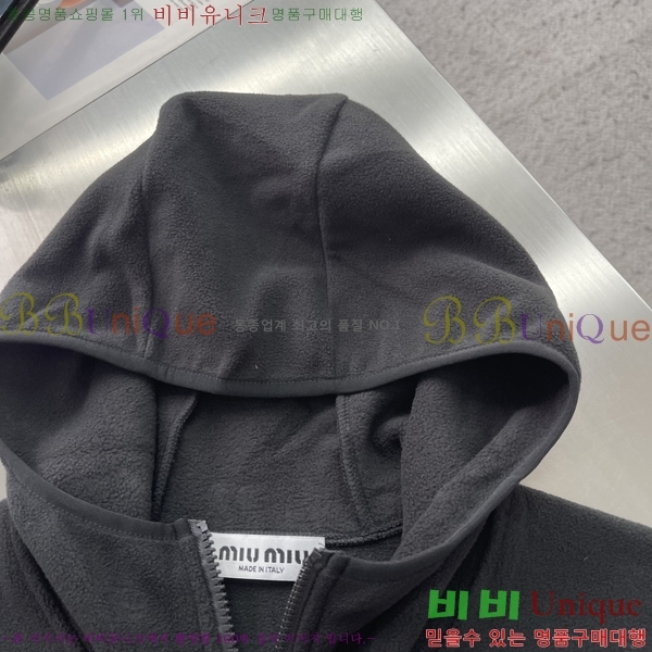 ���� �̿�̿� ���� M8116440