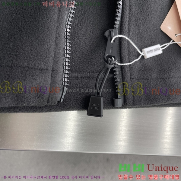 ���� �̿�̿� ���� M8116440