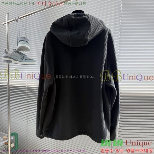 ���� �̿�̿� ���� M8116440