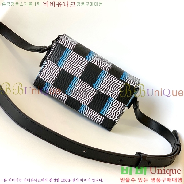 #����*�� �����  M82819-101