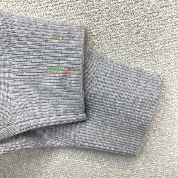 ���� ���ڷ� ��ġ�ڸ� ���� Ƽ���� BC715648